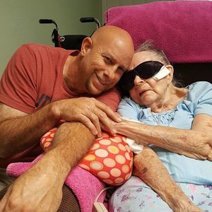 Meet your Posher, Casey